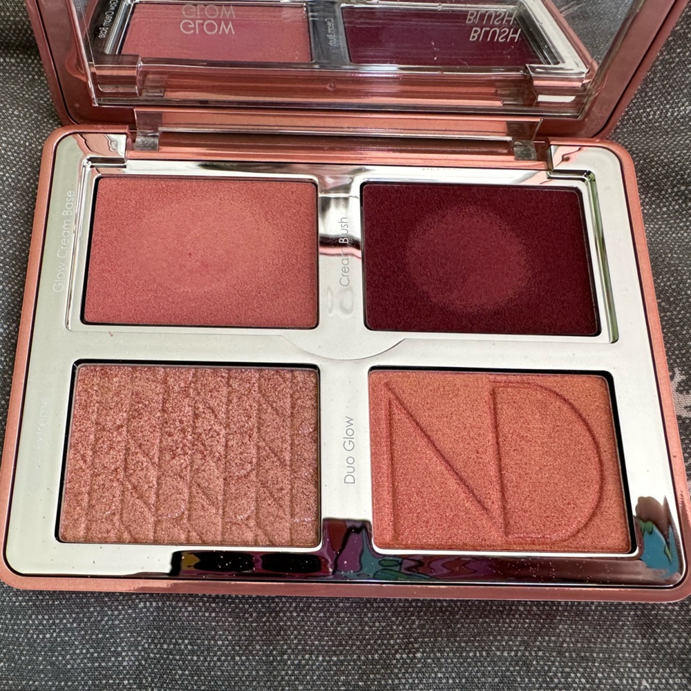 Natasha Denona Bloom Blush and Glow palette